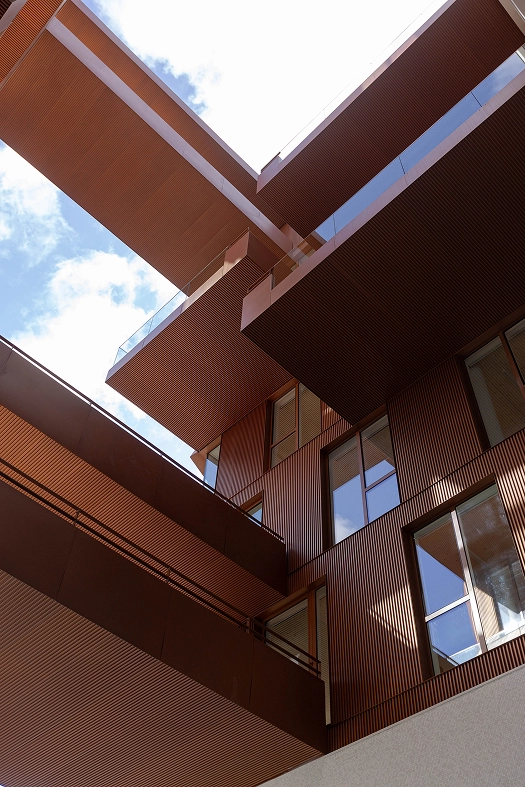 Bâtiment tertiaire réalisé par DECOTEC SAS