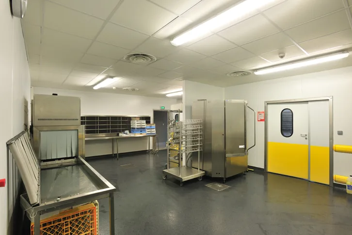 Cuisine centrale Vinatier - réalisation DECOTEC SAS